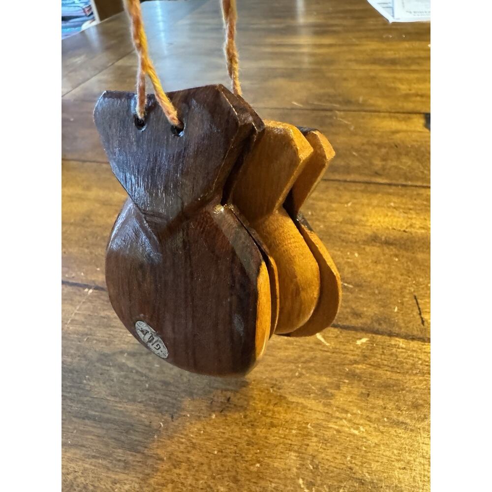 Vintage Spanish Hand-Carved Handmade Wood Castanets Castañuelas Flamenco Set = 2 - Picture 3 of 4